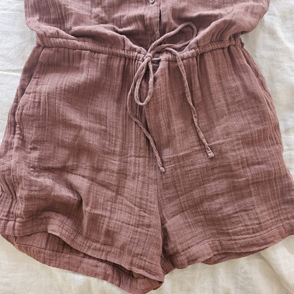 Romper - Picture 4 of 5